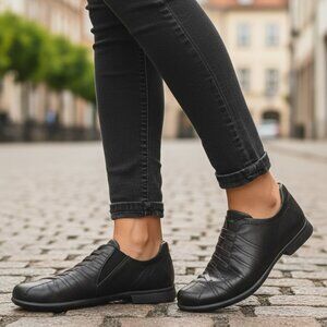 VINTAGE Y2K THINK! Black Leather Slip On Oxfords Loafers EU 40 10 Luxe Austria